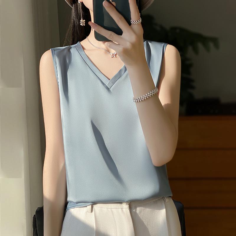 Women s Silk Satin Camisole Vest: Sleeveless, Loose-Fit Outerwear and Base Layer. S