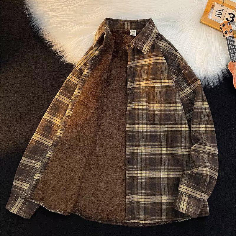 Men's High-End Hong Kong Style Plaid Fleece Shirt: Trendy, Warm, Stylish Long-Sleeved Autumn/Winter Innerwear.