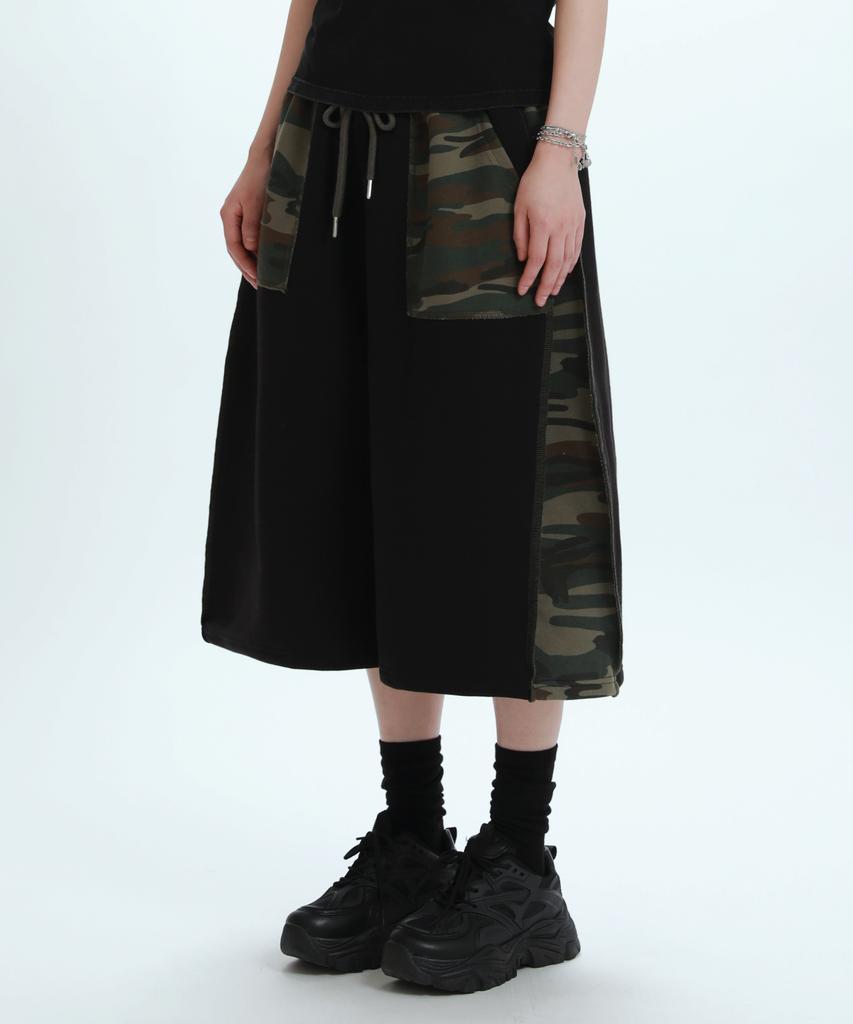 VENHIT Pintuck Camo Color Block Bermuda Pants
