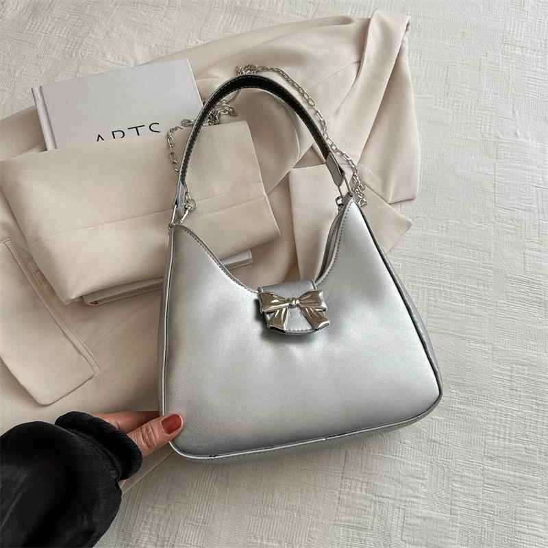 High-end and Fashionable Niche Bag for Women's New Popular Versatile Chain Crossbody Bag Mini One-shoulder Underarm Bag
