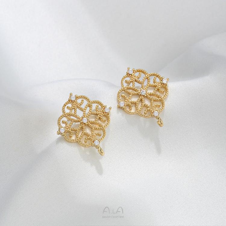 

Zircon-Inlaid Four-Leaf Clover Flower Earrings with 925 Sterling Silver Needle and Gold-Tone Wrap