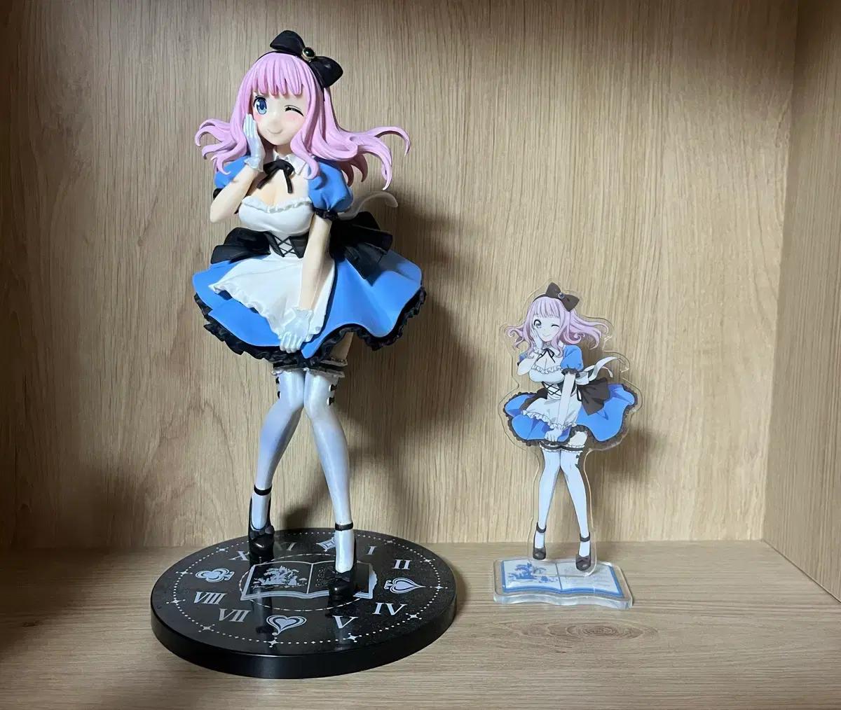 

Fujiwara Chika Alice Acrylic + Figure Used