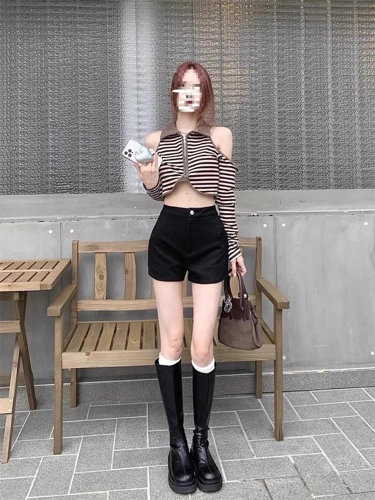 Sexy Korean-Style Black Elastic Shorts for Women with Fleece, Fashionable Spring Pants