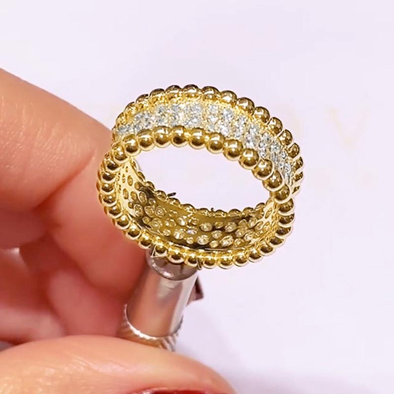 Huitan Newly Designed Women Rings Full with Round CZ Stone Gold Color  Wedding Band Accessories Luxury Trendy Jewelry