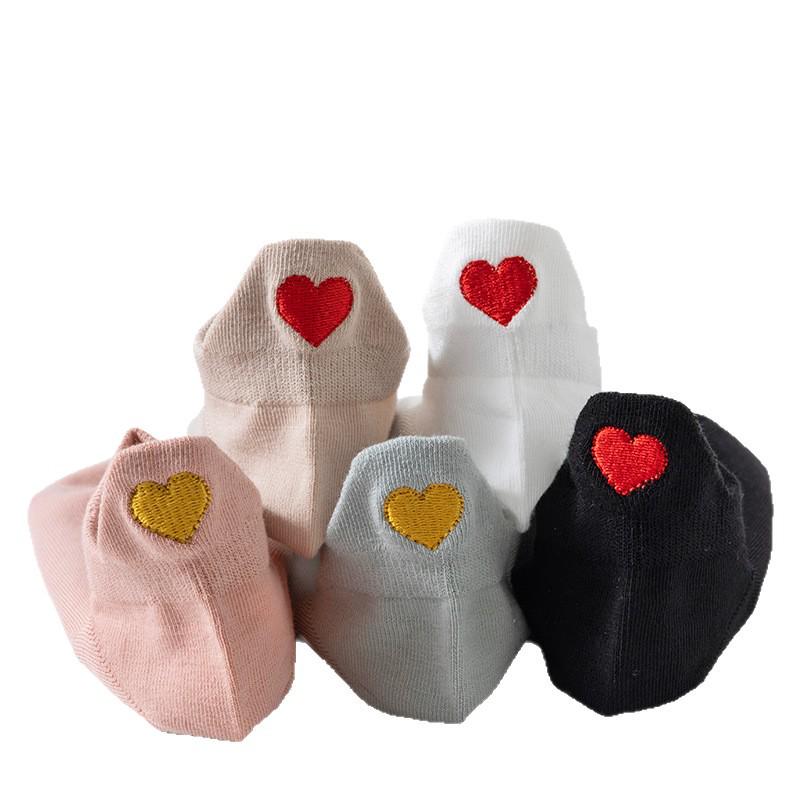 Women's 3D Heel Love Embroidery Low-Cut Socks - Breathable & Invisible