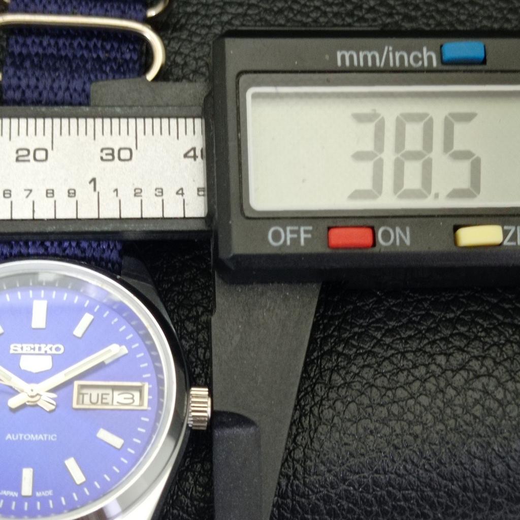 AUTOMATIC VINTAGE REFURBISHED SEIKO 5 JAPAN MENS BLUE COLOR DIAL WATCH a440623-9 Sk-a440623-1