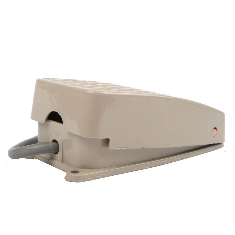 1Pcs 5A Foot Pedal Switch EKW-5A-B FS-2 Momentary Foot Switch for Spot Welding Machine