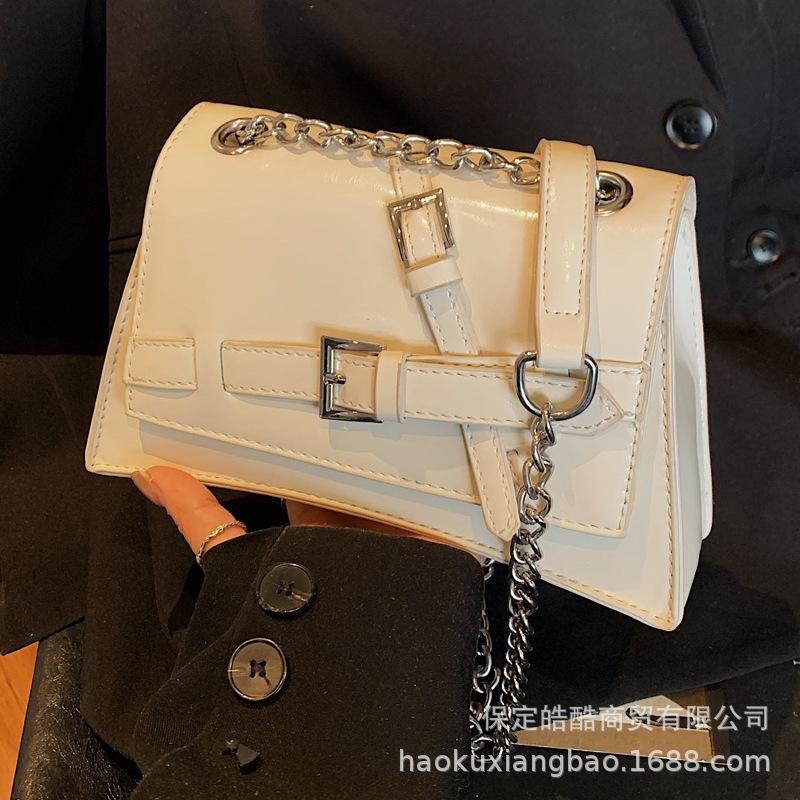 New Bag Women's 2025 Popular Fashion Trend Messenger Bag Spring and Summer Versatile Ins Women's Shoulder Small Square Bag