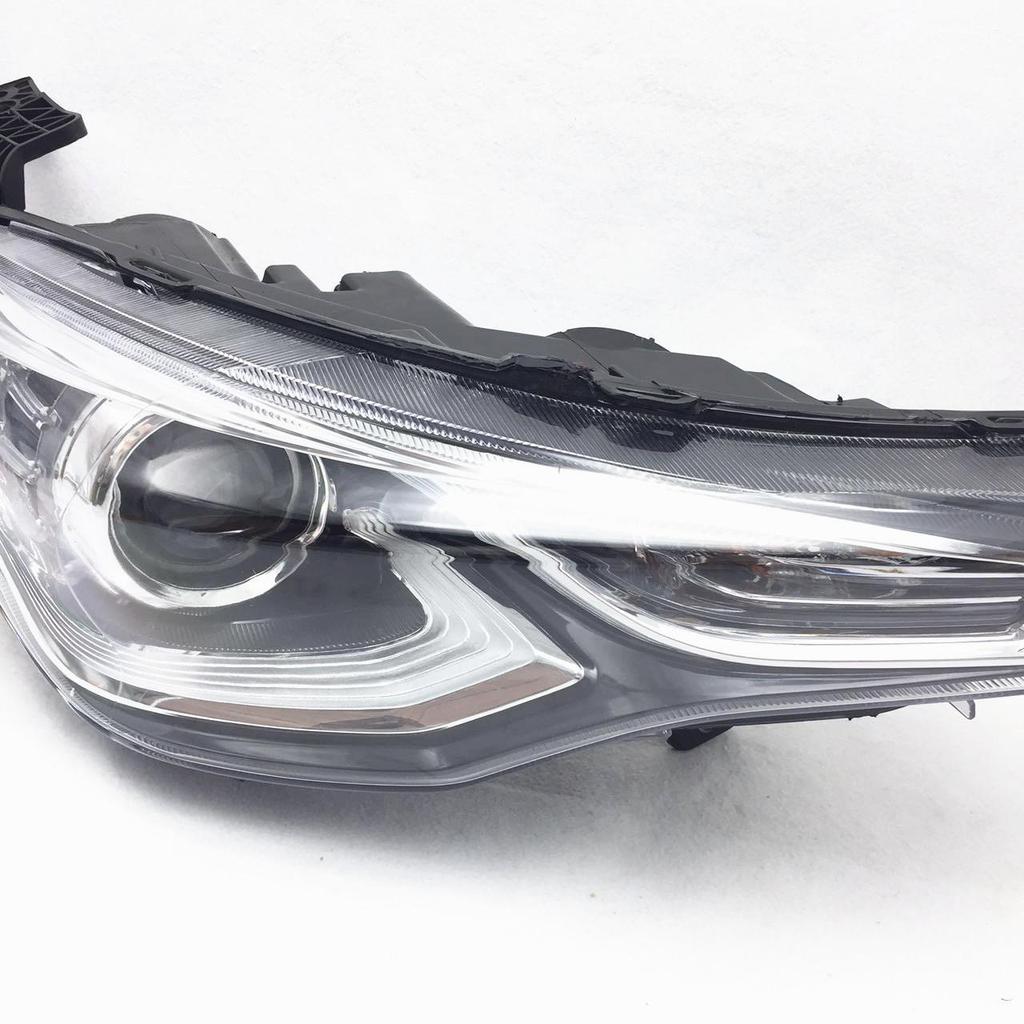 Changan Yuexiang 2018 Headlight Assembly Replacement