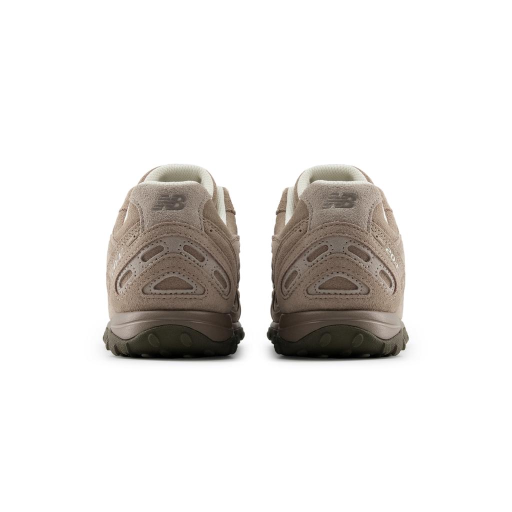New Balance 204L Mushroom Arid Stone Unisex Sneakers Braun U204LMMA