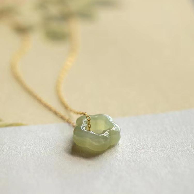 Hollow Carved Flower Shaped Pendant Necklace Natural Jade Necklace Dainty Choker