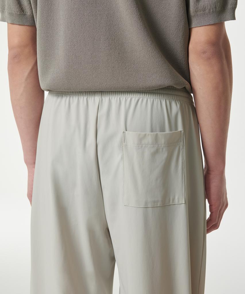 Musinsa Standard Cooling Loose Tapered Elastic Waist Pants [Dusty Cream]