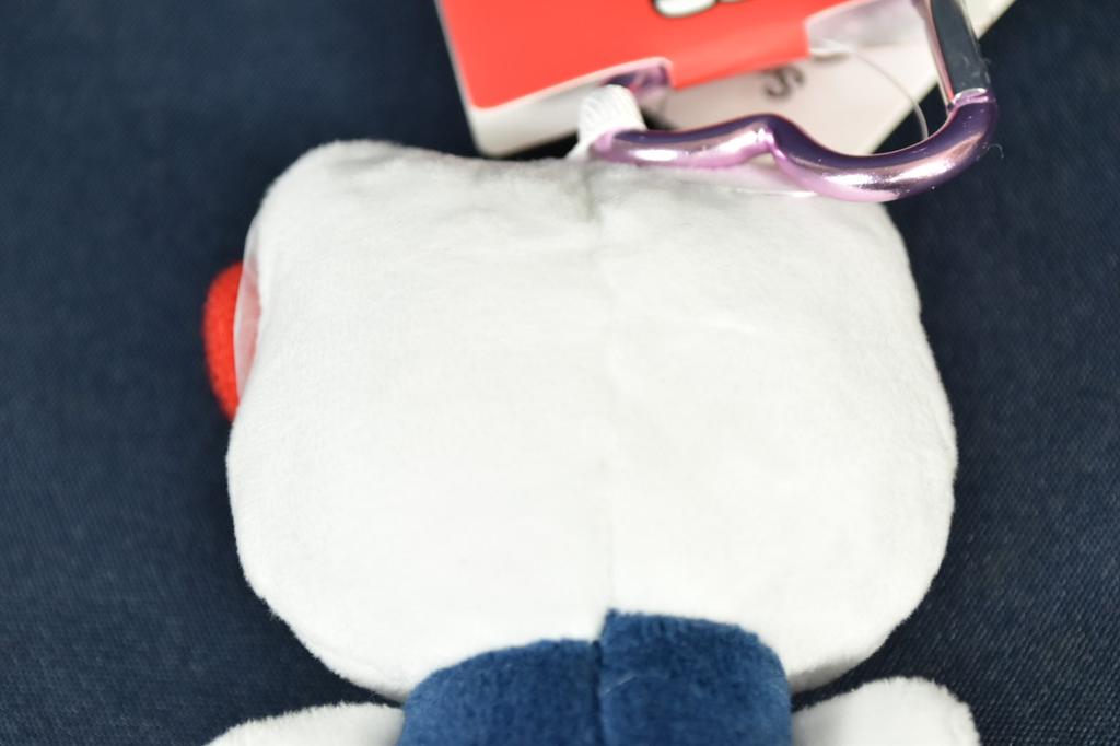 Sanrio Original Hello Kitty Mini Mascot with Heart-Shaped Key Ring H:10cm
