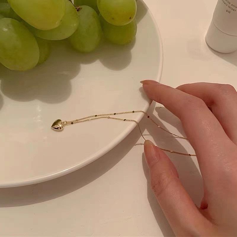 Simple Love Pendant Clavicle Chain Necklace Trendy Gold Color Choker for Women Fashion Jewelry Personalized Gift