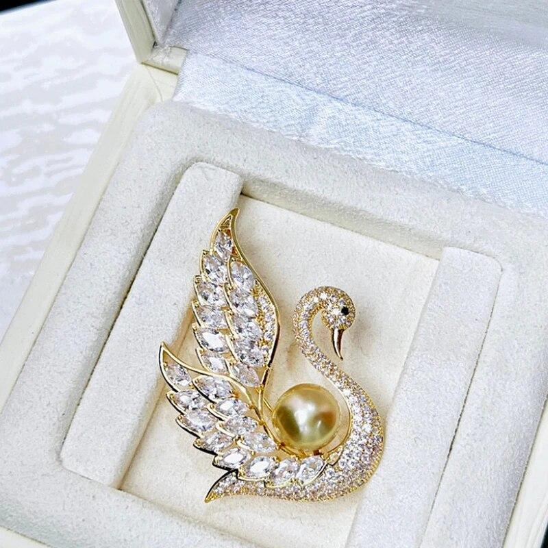 New Natural White Pearl Swan Brooch Fashion Sweater Jewelry for Women