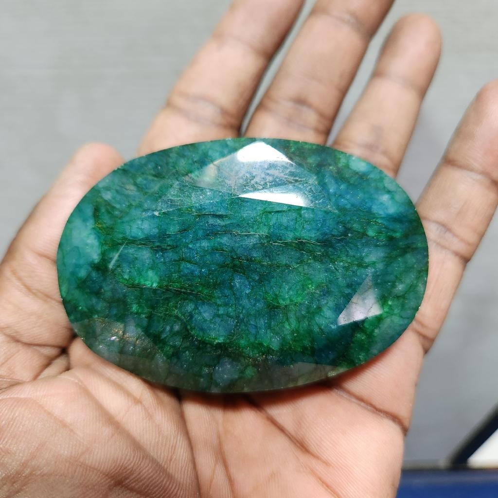Natural Big Size Oval Cut Green Emerald 921 Ct Loose Earth Mined Gemstone