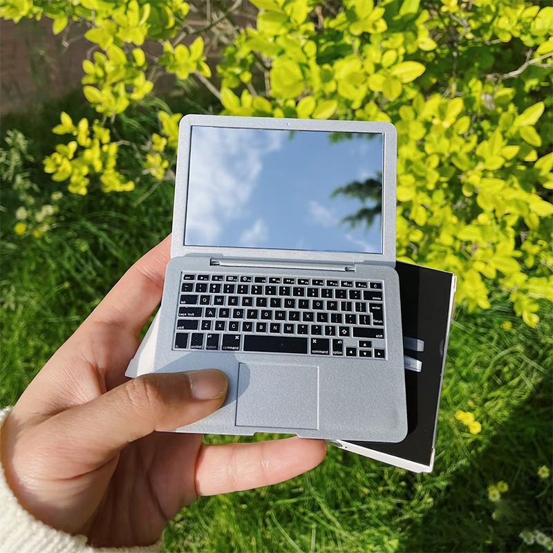 High Quality Pocket Beauty Makeup Mirror Creative Mini Computer Small Mirror Laptop Portable Design Foldable Apple Makeup Mirror