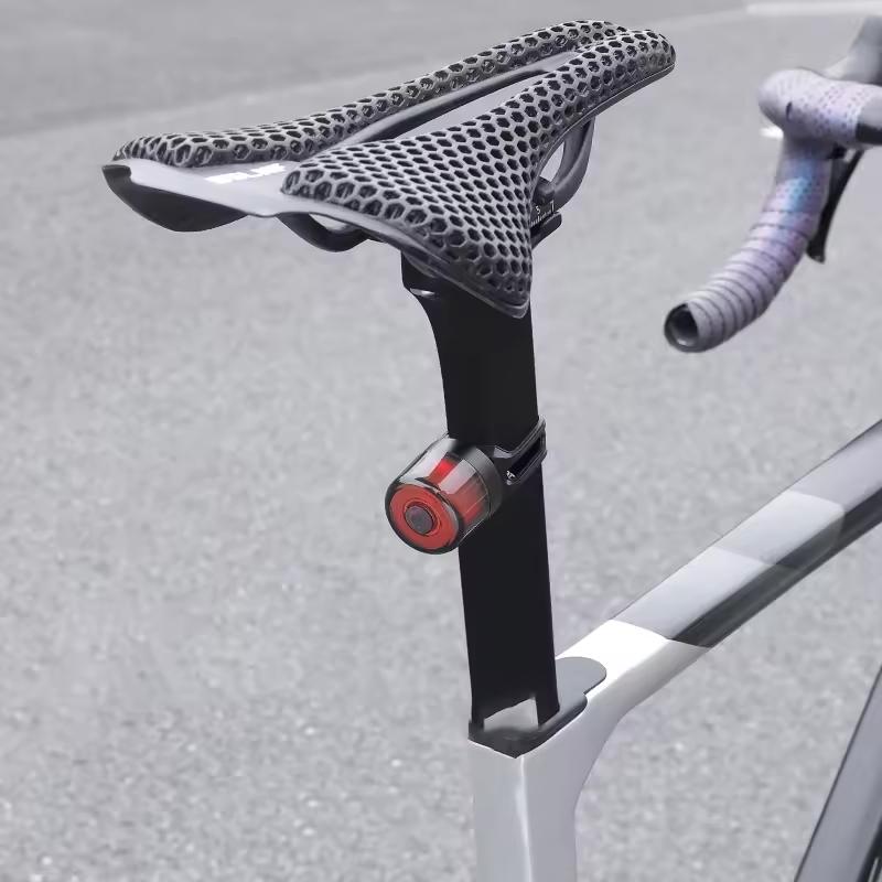 Aluminum Alloy Bike Tail Light USB RechargeableTail Light for Bicycle Mountain Road Bicycle Tail Light