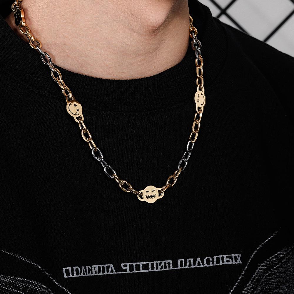 

Minimalist Titanium Steel Smiley Necklace - Unisex Street Hip Hop Clavicle Chain