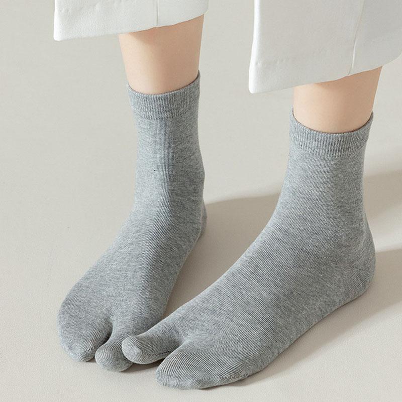 Chaussettes d'orteils en coton de couleur unie gris noir mi-mollet chaussettes pour femmes automne hiver chaud respirant chaussettes à cinq doigts