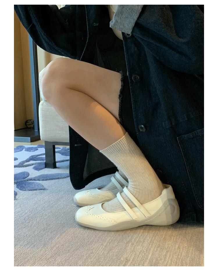 Cowhide version of the new silver ballet sports and leisure shoes, flat single shoes, women's shallow mouth square head thick sole Mary Jane shoes