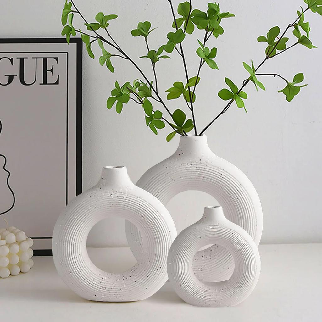 1 Stück Weiße Keramikvasen für Heimdeko, Moderne Deko Mattierte Kreisvase, Minimalistische Nordische Donut-Vase, Dekorativ