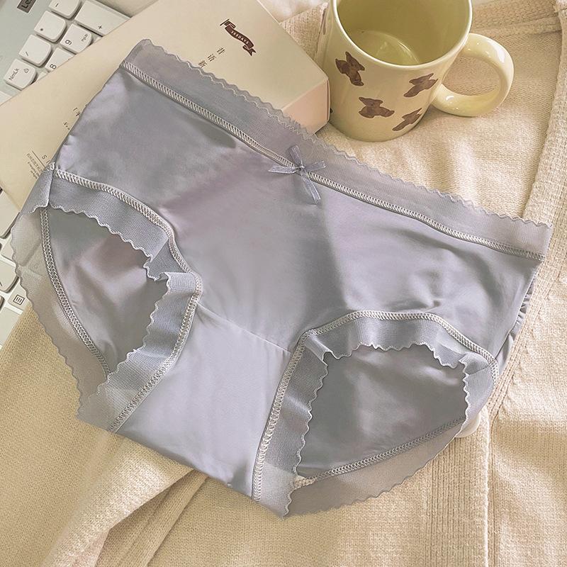 Ladies Summer Thin Style Pure Sexy Ice Silk Pure Cotton Crotch Antibacterial Breathable No Trace Briefs