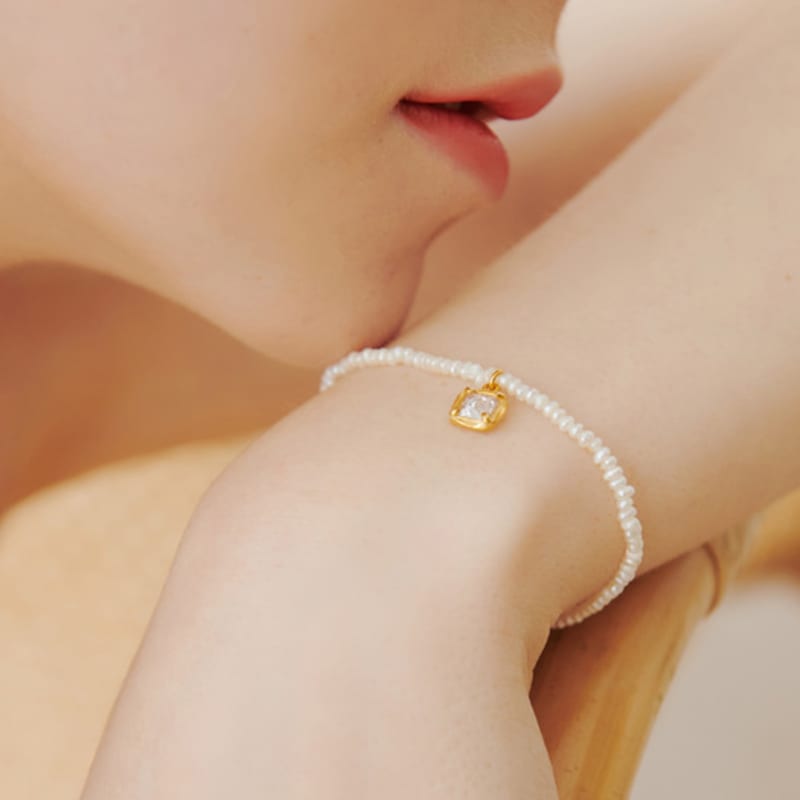 VINTAGEPINK Little Square Freshwater Pearl 925 Silver Bracelet