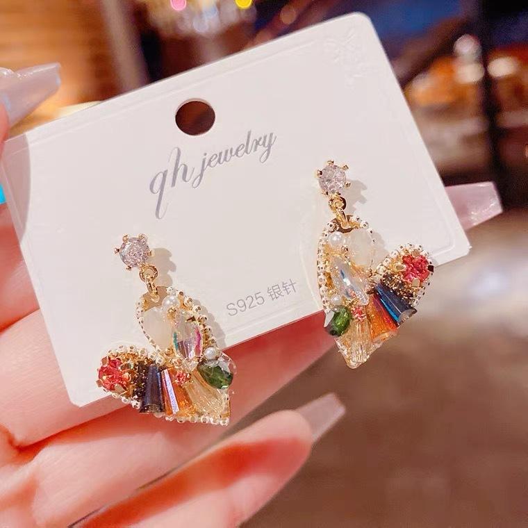 Silver needle contrasting color crystal square earrings fashionable small stud earrings light luxury high sense Mori new earrings women