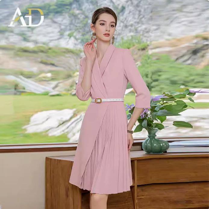 

AD Модный розовый плиссированный костюм-юбка - Весна 2024 Стиль богини Деловой формальный наряд S