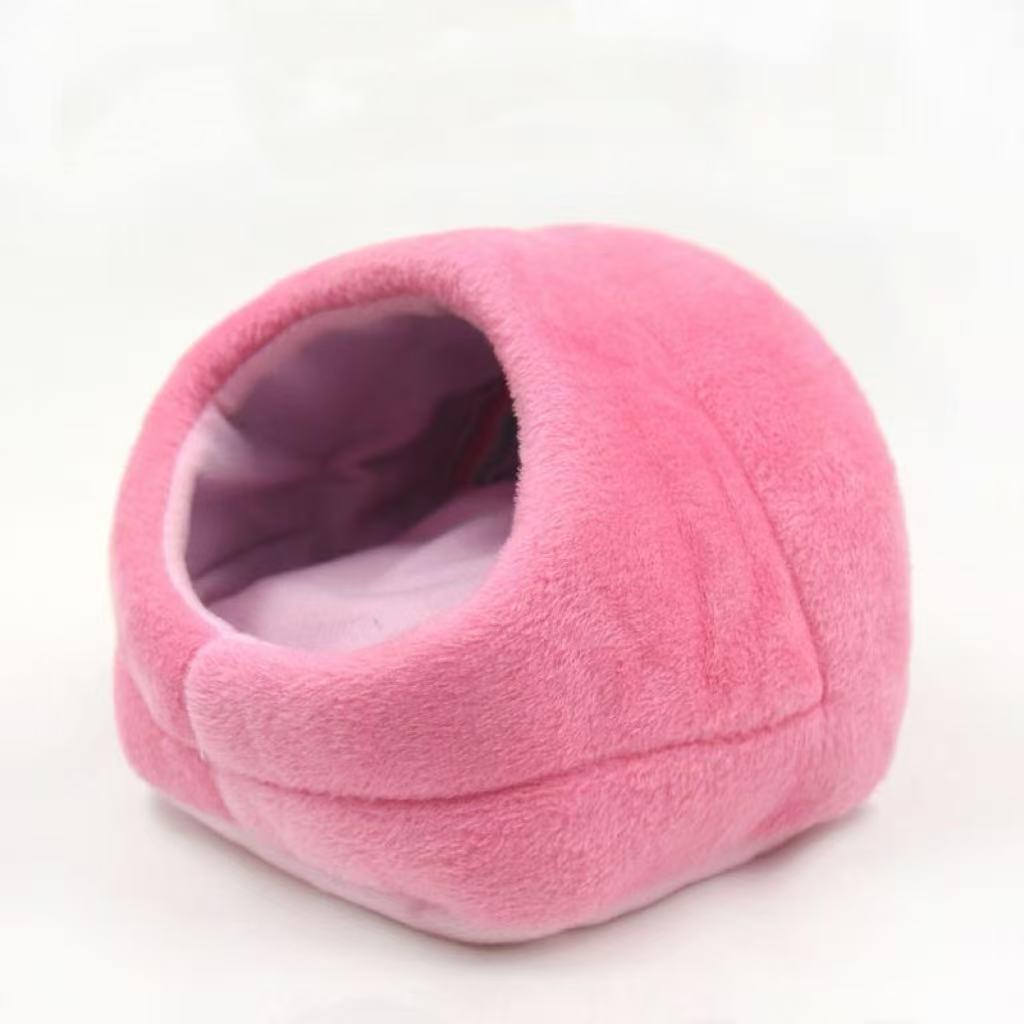 Winter Warm Cotton Nest and Sleeping Bag for Hamsters - Cozy Overwintering Supplies