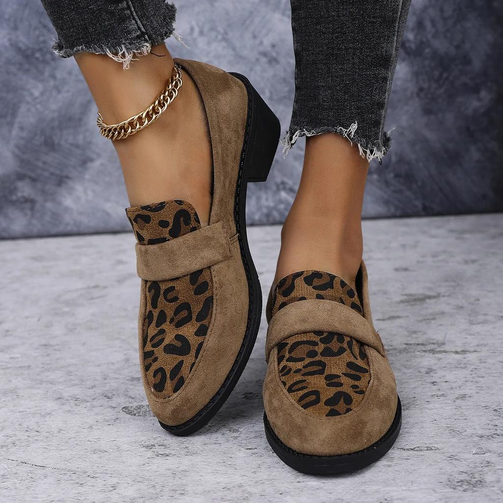 Fashion Women Shoes Leopard Splicing Flat Casual Shoes Brand Slip On Loafers Vulcanized Shoes Walking Single Sneakers Women 2025
