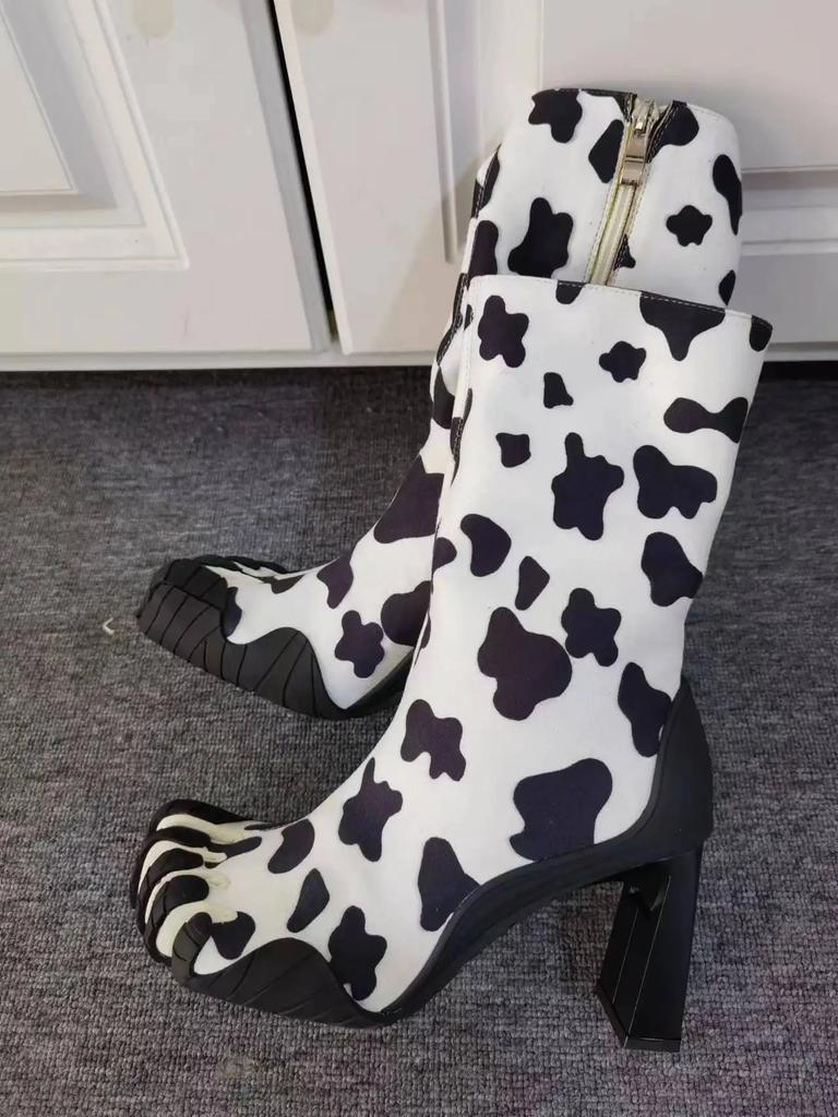 Fashion Leopard Print Cow Print Knitting Ankle Boots 2025 New Five Finger Toe Fashion Novel Women Boots Elastic Mesh Cloth Socks Boots
