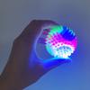 Yousheng Stachelball Hundespielzeug mit LED Bissfest Quietschend Leuchtend Regenbogenball Interaktives Spielzeug Kleine Mittlere Große Hunde Zahnen Reinigung Kauen
