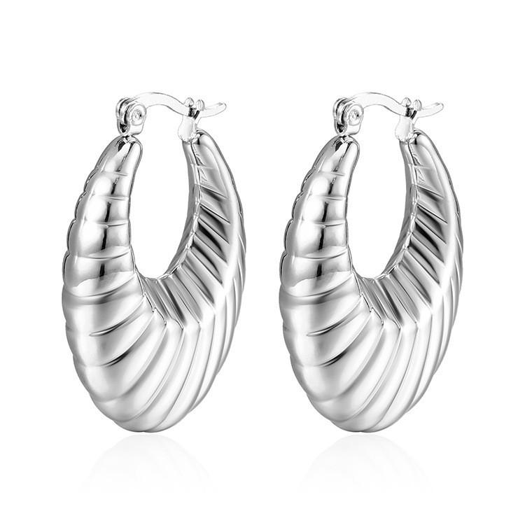Stainless steel women's hollow earrings round gold-plated earrings 18K oval light luxury earrings