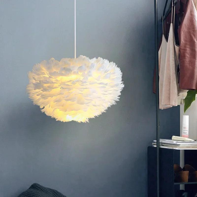 Lampy wiszące z piór Lampy Design Nordycki Lustre Vintage Loft Dekoracja Jadalnia Kuchnia Dom Oprawy Oświetleniowe LED