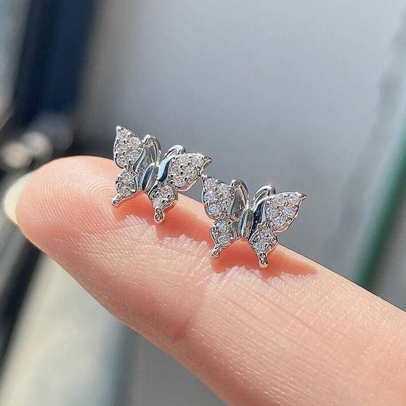 New Elegant Butterfly Earrings for Japanese and Korean Women, Small and Stylish, Minimalist Commuting Zircon and Accessories