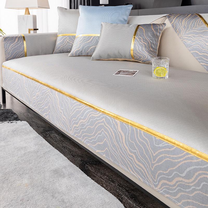 Sommer Eisseide Sofakissen Rutschfeste Matte Sitzkissen Neue leichte Luxus Einfache Leder Sofabezug Bezug Stoff Handtuch