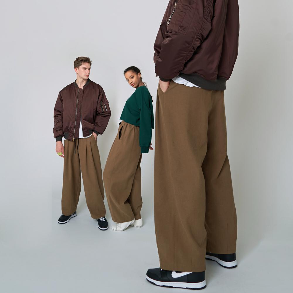 ATHPLATFORM Au22Pt08 Slung Pants_Beige