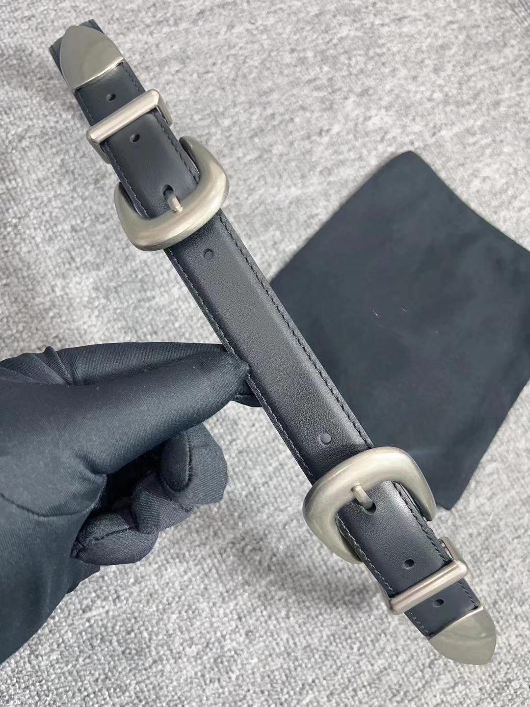 

2026 Spring/Summer Women s High-End Leather Belt with Gold Buckle - Black Double Waistband, Niche Design 110cm
