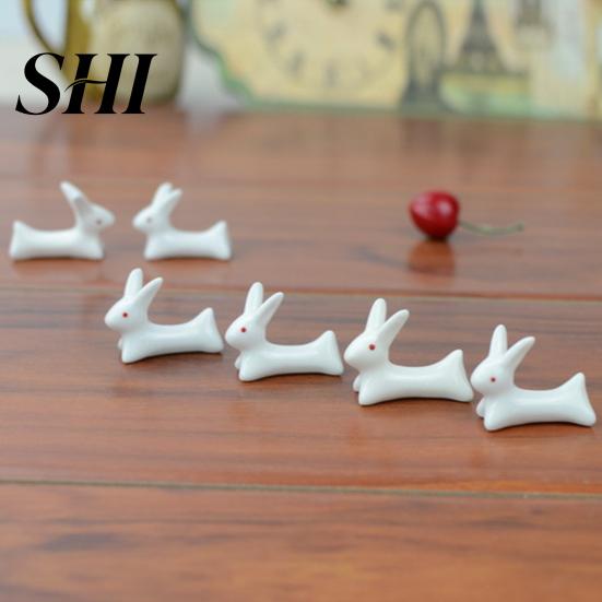 Chopsticks Stand Storage Rack Reused Beautiful Food Grade Rounded Corners Stable Kitchen Gadgets Anti-dirty White Ceramic Little Rabbit Chopstick Rest