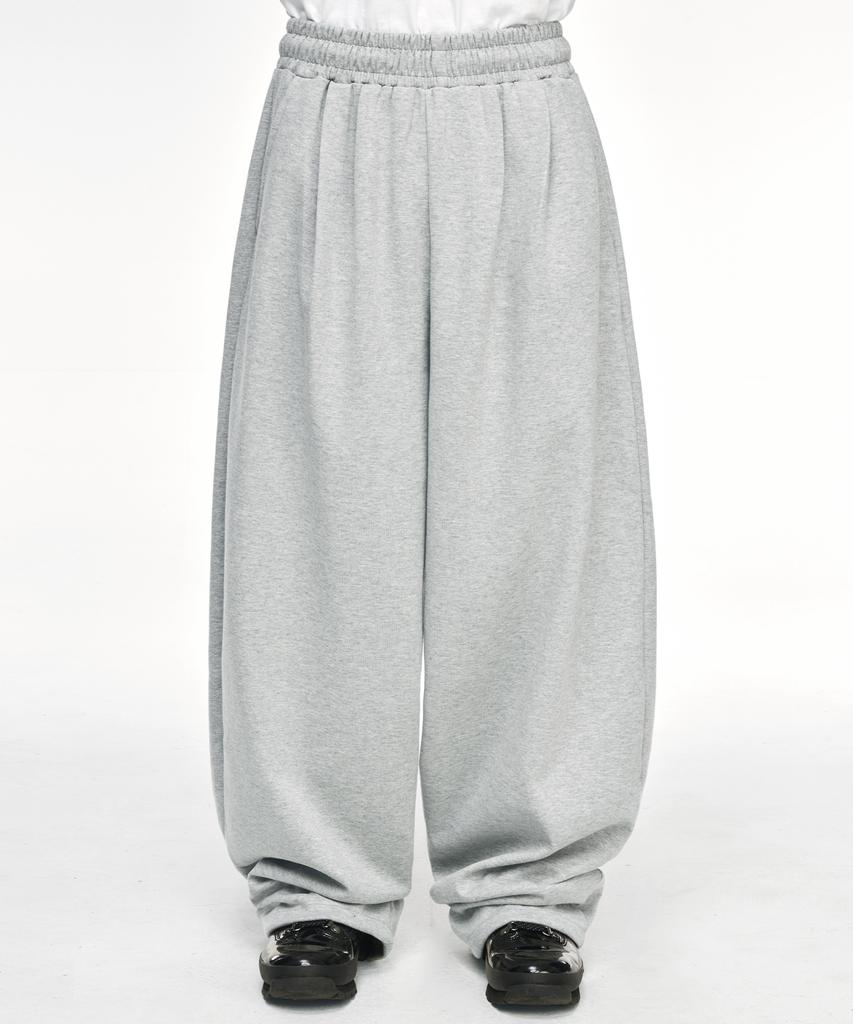 SIGNATURE Double-Tuck Wide Training Pants [2 Colors]