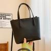 Retro Texture Handbag 2025 New Work Shoulder Armpit Bag Leisure Bag Temperament Tote Bag
