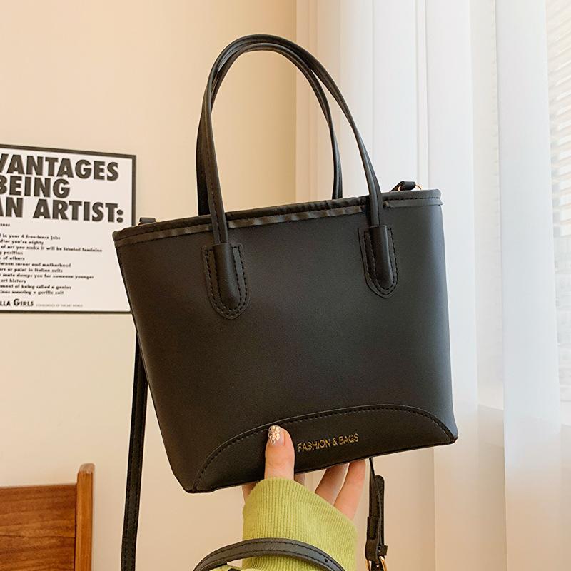 Retro Texture Handbag 2025 New Work Shoulder Armpit Bag Leisure Bag Temperament Tote Bag