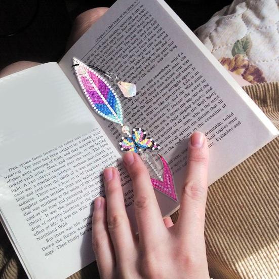 1 Set Diamond Painting Bookmark Bright Color Feather Butterfly Shape Elegant Page Markings