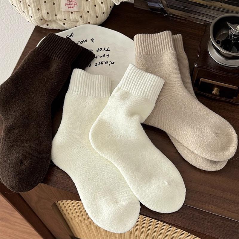 Women's Cashmere Fleece-Lined Warm Socks - Thick Imitation Wool for Autumn/Winter Home Wear