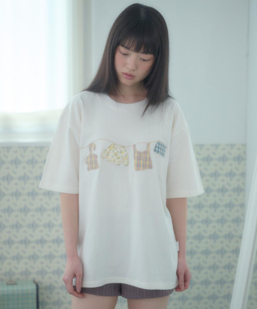 AMBLER A Clothes Line Applique Embroidery Short Sleeve T-Shirt As1310 (Ivory)
