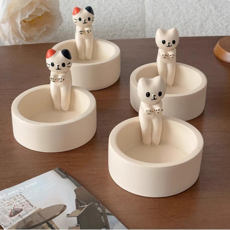 Kitten Candle Holder Creative Aromatherapy Candle Holder High-Temperature Resistant Cartoon Candle Holder