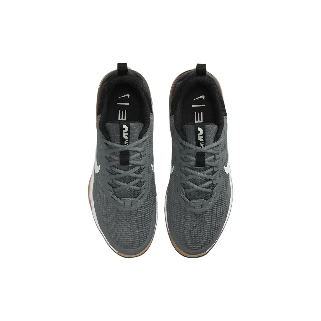 Nike Air Max Alpha Trainer 5 Iron Grey Gum Herren Sneaker Schwarz Gummi-Mittelbraun Phantom DM0829-008