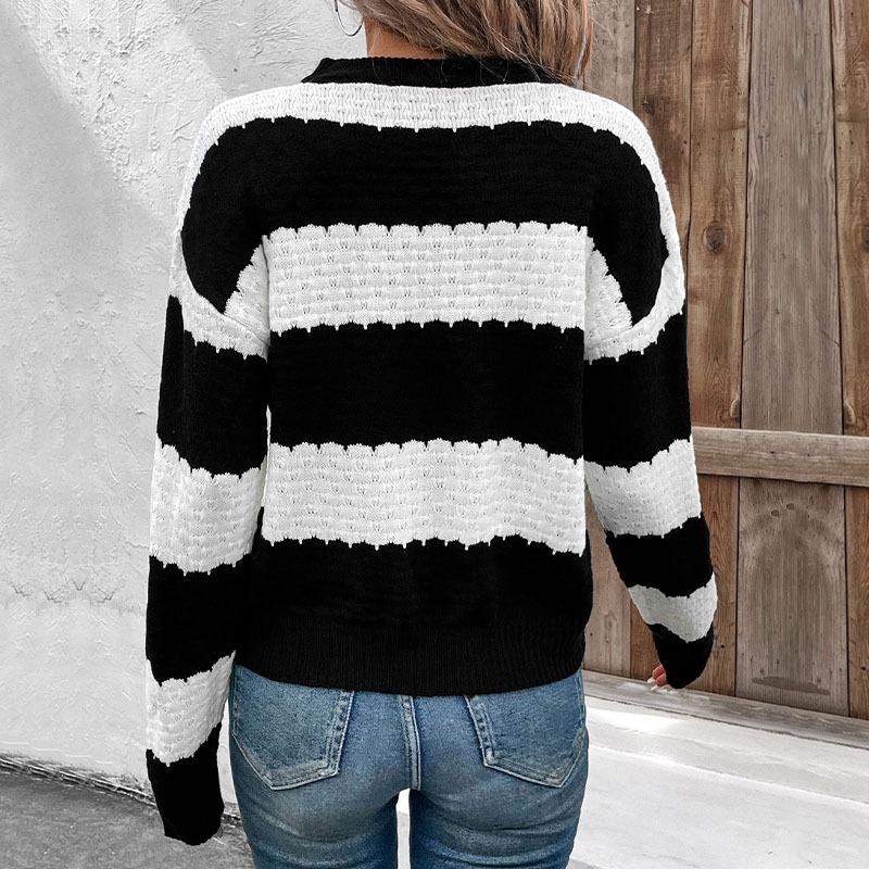 New Loose Warm Women's Round Neck Sweater Top Black and White Contrast Striped Knitted Pullover